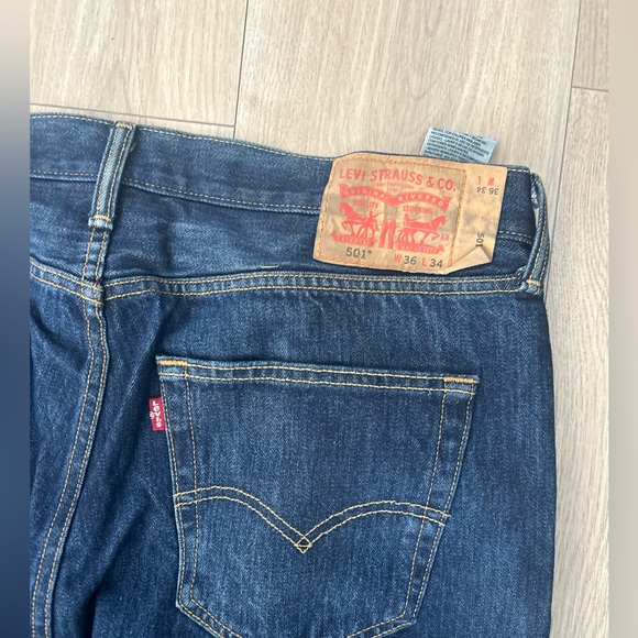 MEN LEVIS JEANS - Picture 3 of 3